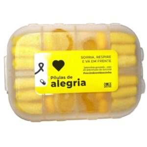 Mini Doses em formato de pastilheiro personalizado como brinde corporativo para campanhas de Setembro Amarelo.